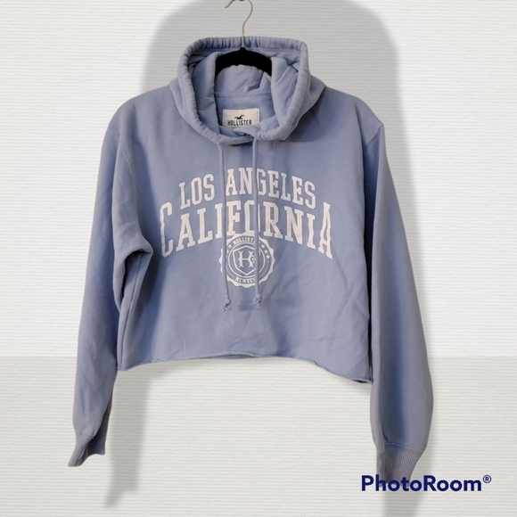 Hollister Sweaters - Hollister blue cropped hoodie, size medium